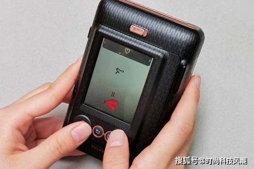 让幸福加倍的七夕好物推荐 富士instax mini LiPlay一次成像相机